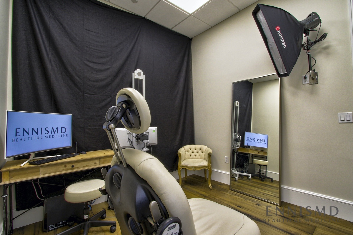 Patient consultation room 2 at Ennis Plastic Surgery in Boca Raton Florida