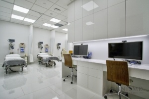 Plastic surgery patient recovery area at Ennis Plastic Surgery